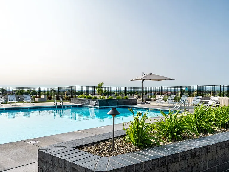 Zimmerman Luxury Apartments — Photo 44