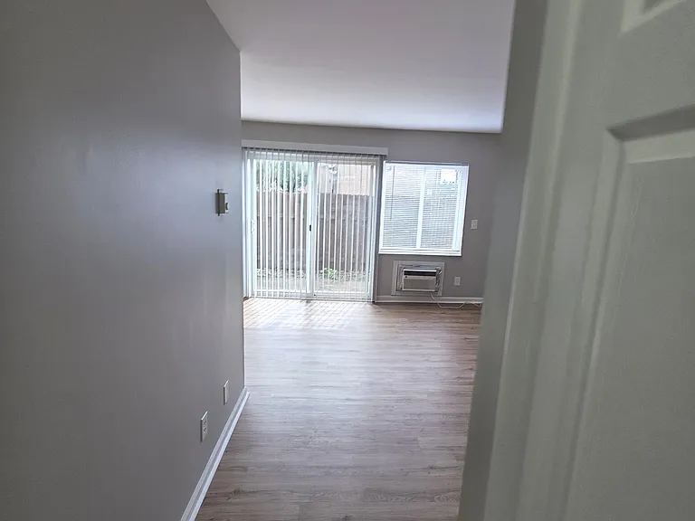 487 Catalina Dr #C5 — Photo 9
