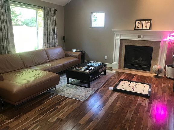 Great room with gas fire place