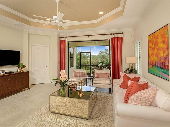 4th image of 247 Carlino Dr