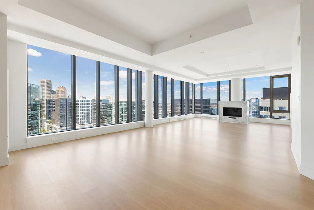 2 bed, 2.5 bath, 2231 sqft, $23,000 — Photo 2