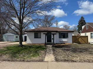 4525 Xenia Ave N, Crystal, MN 55422