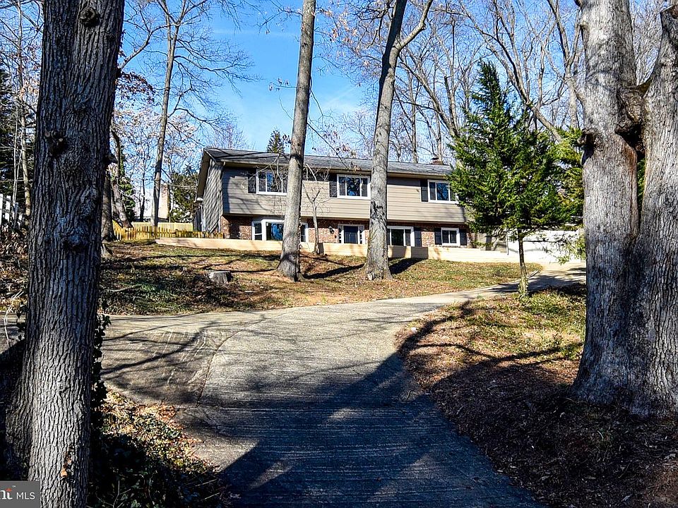 1st image of 1612 Sherwood Hall Ln