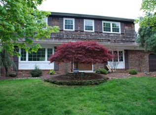14 Georgian Bay Dr, Morganville, NJ 07751