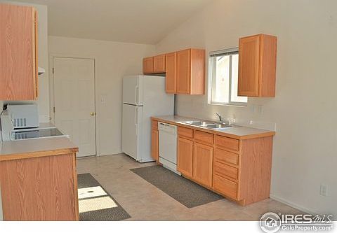 3rd image of 2616 Hawk Dr