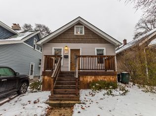 79 Kensington Blvd, Pleasant Ridge, MI 48069