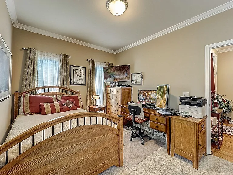 6040 Sanmar Dr — Photo 22