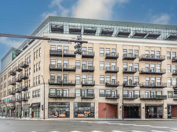 1645 W Ogden Ave Unit 503, Chicago, IL 60612
