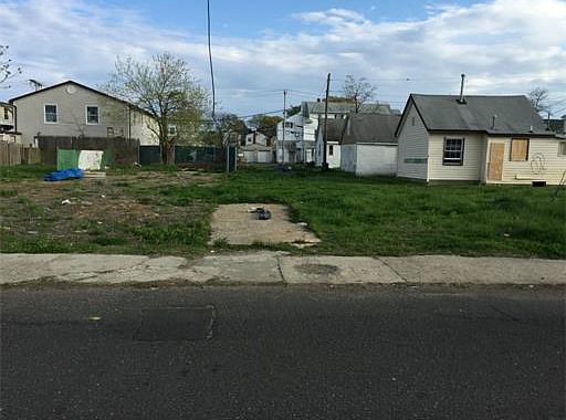 2nd image of 22 Seabreeze Way
