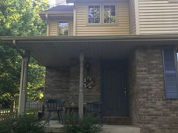 3rd image of 543 Stewart Ct