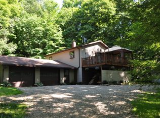 10813 Flat Rd, Titusville, PA 16354