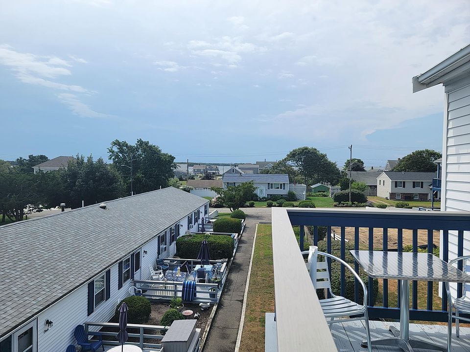 60 Broadway St West Yarmouth, MA Zillow