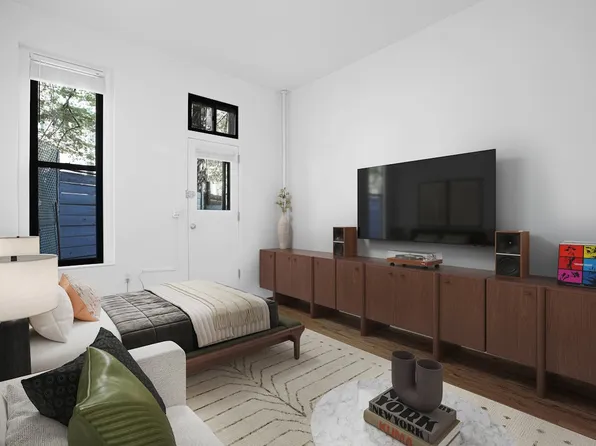 48 Greenwich Avenue image 1 of 12