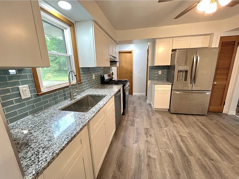 7204 Marko Ln — Photo 4