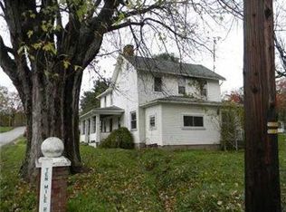 651 Ten Mile Rd, Amity, PA 15311