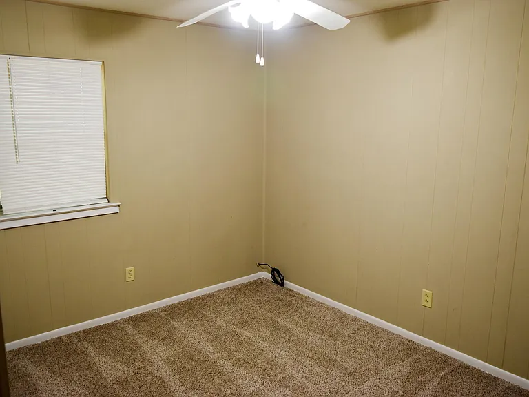 5700 Palo Alto Dr — Photo 9