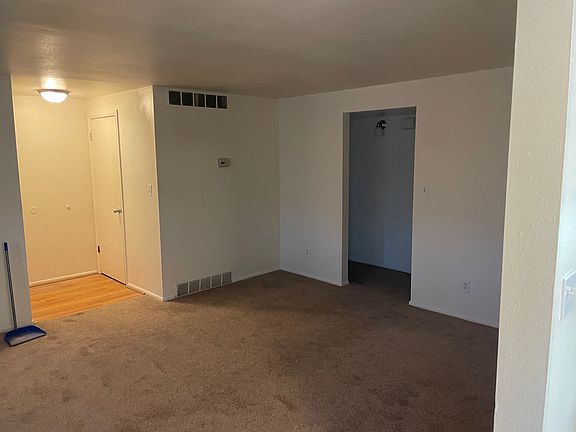 2nd image of 1637 N Avalon Dr #4