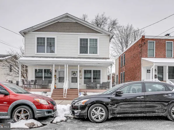 170 Simpson Rd, Ardmore, PA 19003