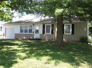 17300 E Bundschu Rd, Independence, MO 64056