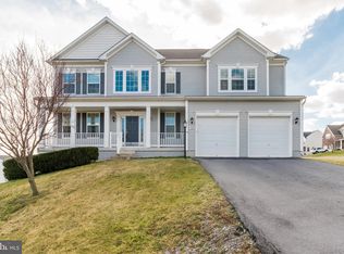 722 Chickamauga Dr, Harpers Ferry, WV 25425