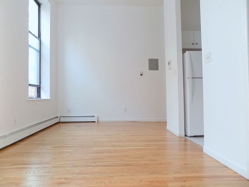 1st image of 107 Eldridge St APT 3F