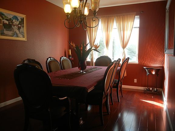 4th image of 715 Matoza Ln