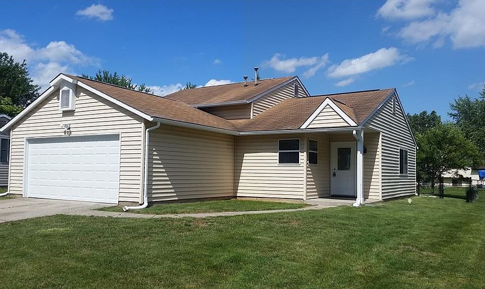 1st image of 2903 N Heatherlea Dr