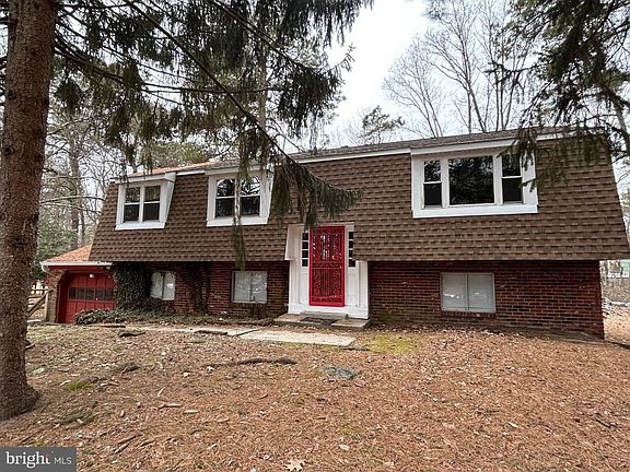 2nd image of 307 Fern Dr