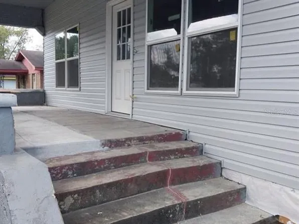 2859 Orange St, Marianna, FL 32448