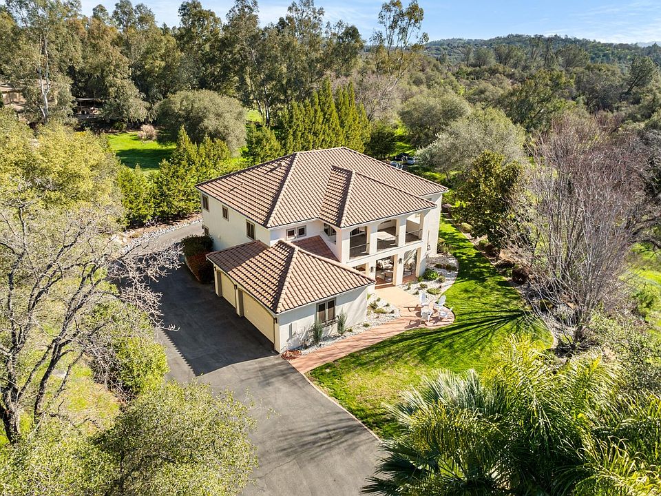 1st image of 7588 Old Pear Hill Ln