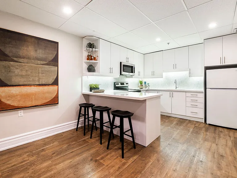 45 Dunfield Ave — Photo 15