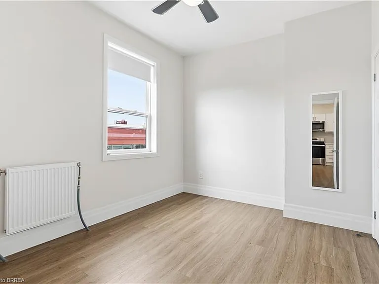 132 Dalhousie St #302 — Photo 13