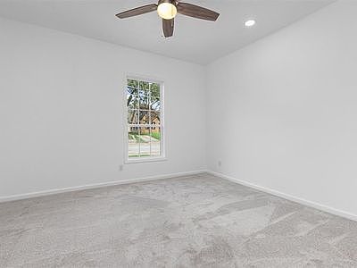 1st image of 806 E Academy St #1