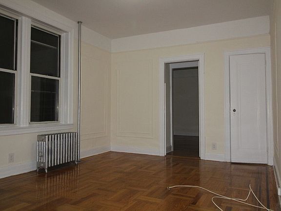 2nd image of 4317 49th St APT 3B