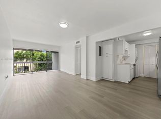 13870 SW 62nd St APT 204, Miami, FL 33183