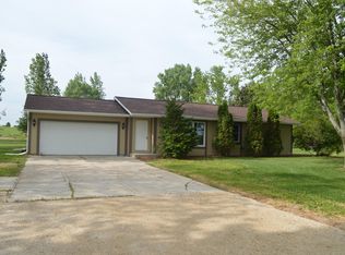 6661 Arthur Rd, Hartford, WI 53027