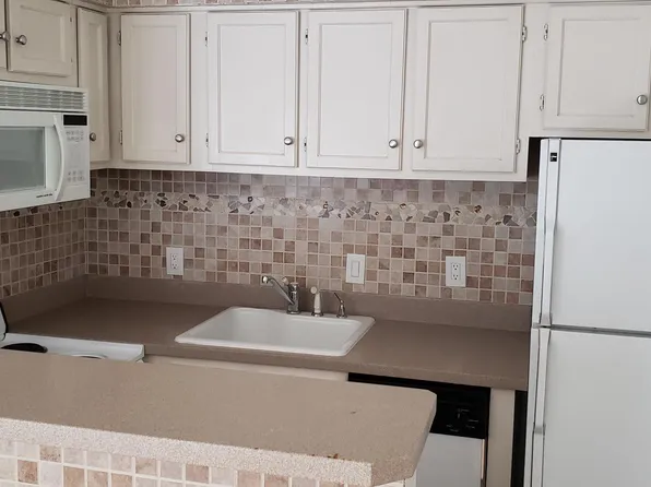 2300 Balsam Dr, Arlington, TX