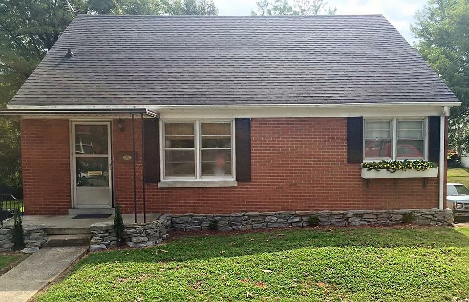 1st image of 104 McWhorter Ct
