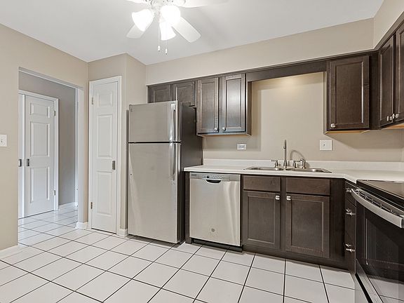 3rd image of 712 Villa Ave #14-328