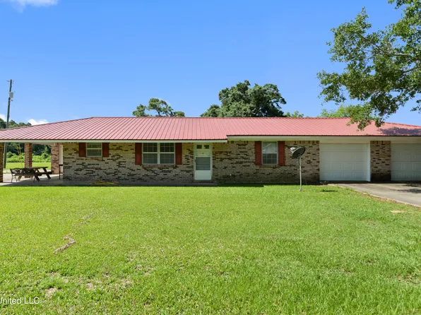 143 Pete Cochran Rd, Lucedale, MS 39452