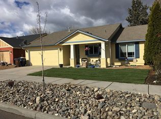 249 NW 25th St, Redmond, OR 97756