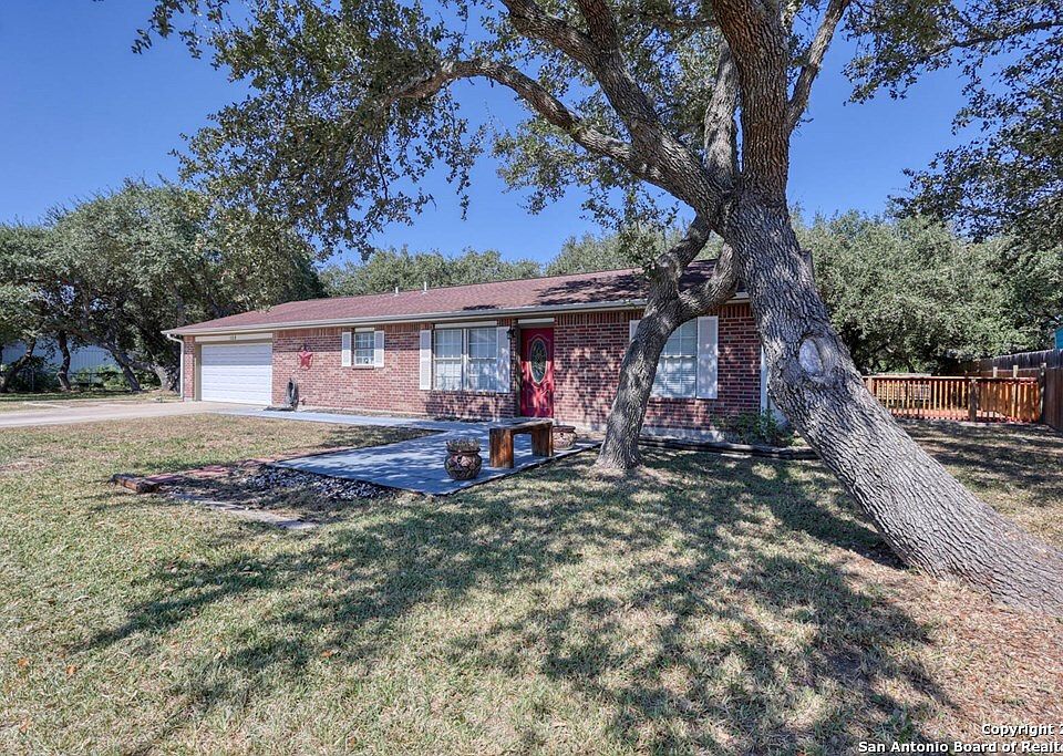 1st image of 108 Wayside Ln