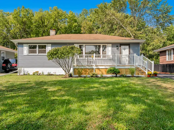 2630 Forest Park Dr, Dyer, IN 46311