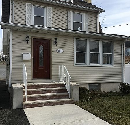 3rd image of 1011 Elmer Pl