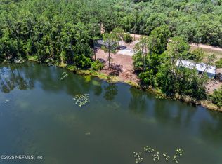 106 Howard Dr, Interlachen, FL 32148