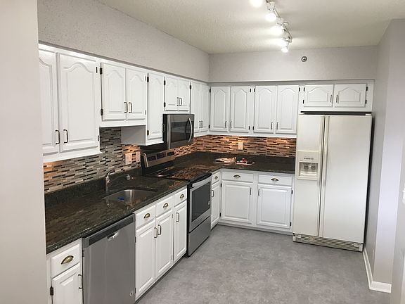 Kitchen, new fridge comming