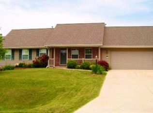 503 Bittersweet Ave, Germantown Hills, IL 61548