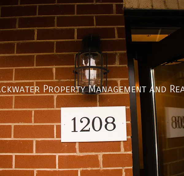 1208 Commerce St #301 — Photo 61