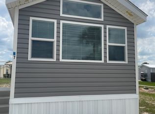 47 Grassy Lake Cir, Lake Placid, FL 33852
