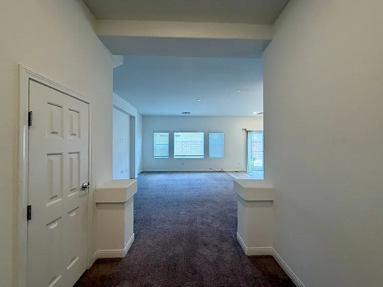 7748 Pacific Dunes St — Photo 5